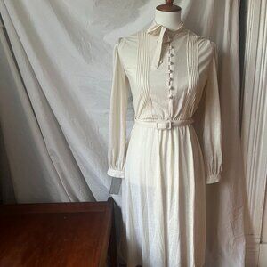 Original deadstock 1980 ivory dress from Nordsrom